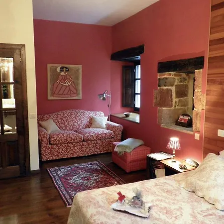 Casona De 3* San Pantaleón de Aras